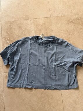 lululemon athletica Short Sleeve Crop Tee in Dusty Blue